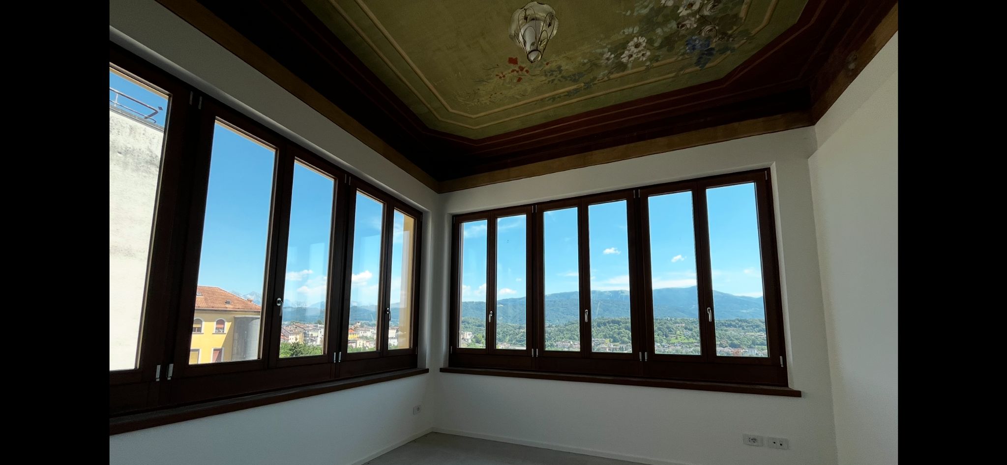 Vendesi in Belluno centro, in palazzo storico, nuovi splendidi appartamenti con box auto (13)