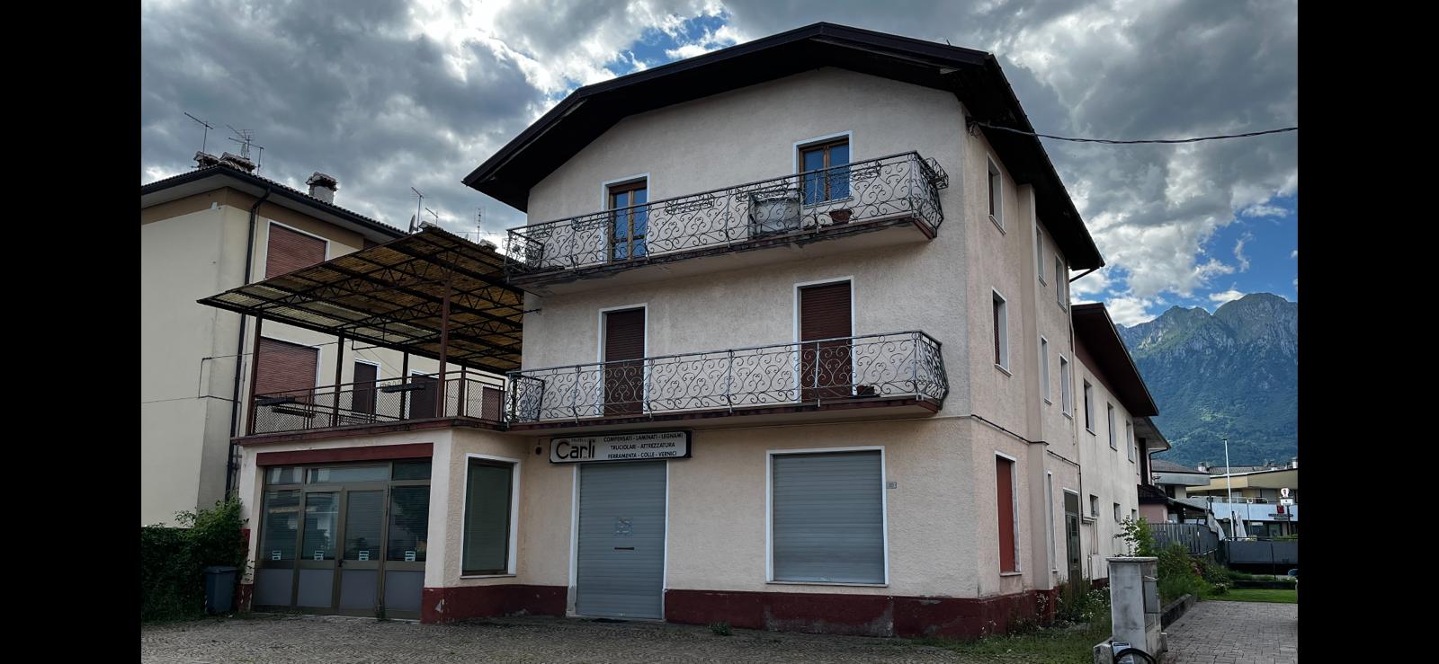 Vendesi in località Sedico (BL) amp (4)