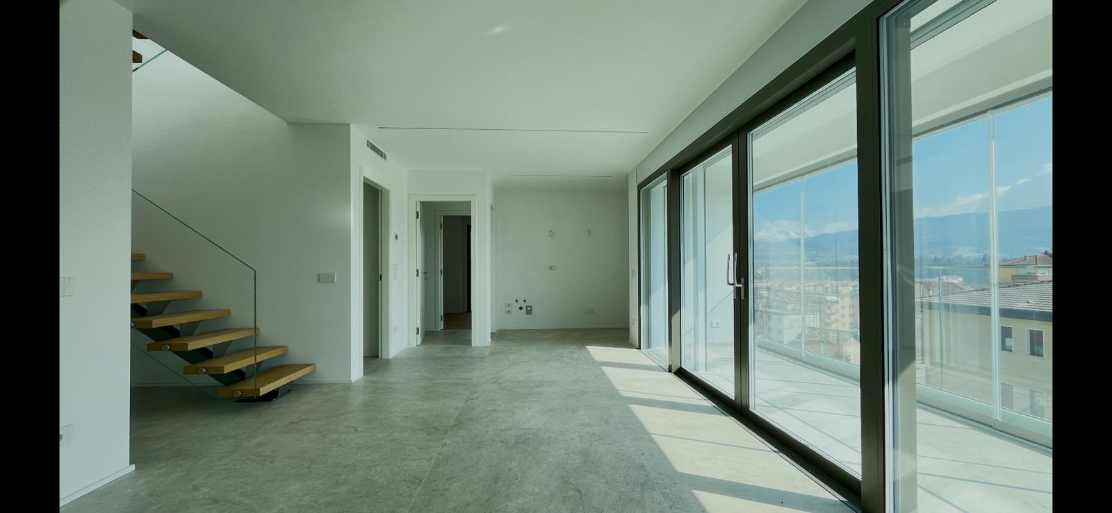 Vendesi in Belluno centro nuovo super attico con finiture ( (15)