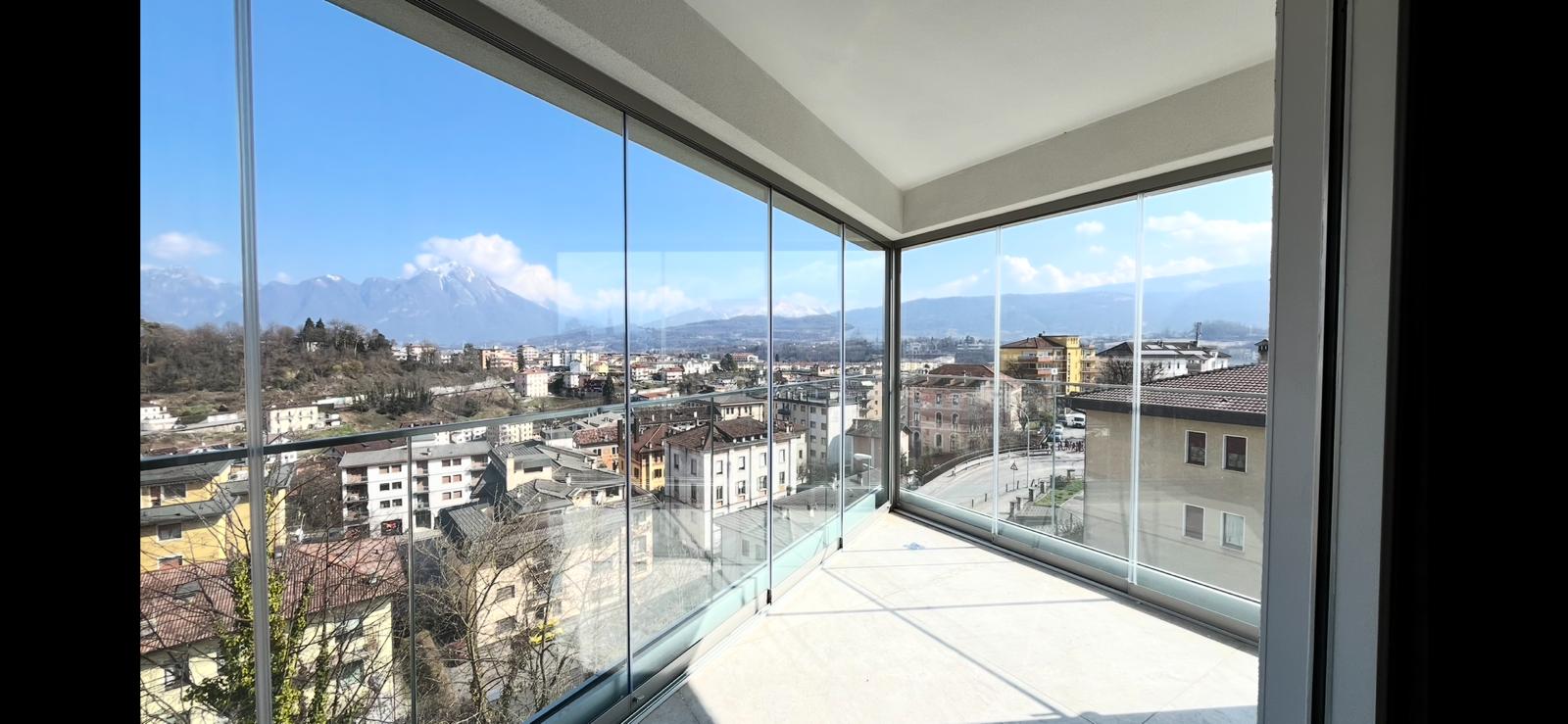 Vendesi in Belluno centro nuovo super attico con finiture ( (6)